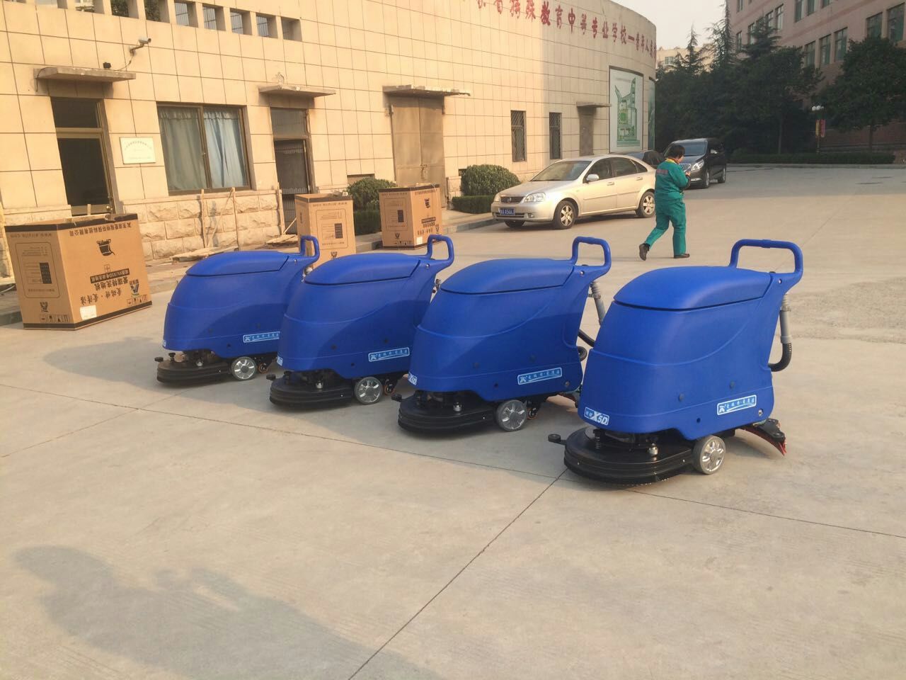 【企业快讯】洗地机的维护保养